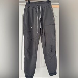 Fabletics ONYX high rise on call scrub jogger Pants